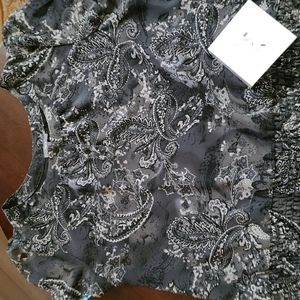 Apt 9 Blouse XL and free gift